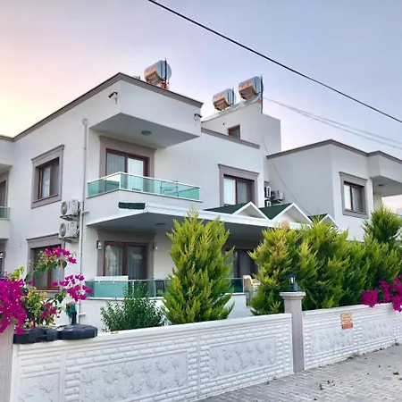 Derin Tatil Evleri *